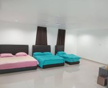 Malaysia Terengganu Batu Lima vacation rental compare prices direct by owner 28857511