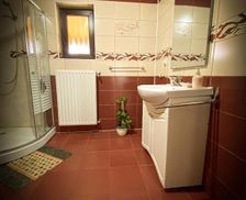 Romania Suceava Câmpulung Moldovenesc vacation rental compare prices direct by owner 26677996