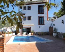 Spain Andalucía Canillas de Albaida vacation rental compare prices direct by owner 14904028