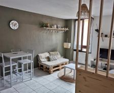 France Provence-Alpes-Côte d'Azur Gap vacation rental compare prices direct by owner 13428020