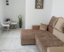 Romania Caraş-Severin Oţelu Roşu vacation rental compare prices direct by owner 29425123