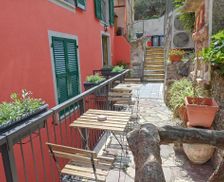 Italy Liguria Riomaggiore vacation rental compare prices direct by owner 26180196