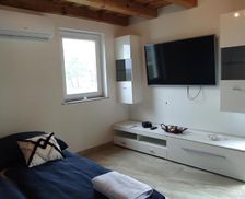 Hungary Gyor-Moson-Sopron Lipót vacation rental compare prices direct by owner 26889630