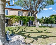 France Provence-Alpes-Côte d'Azur L'Isle-sur-la-Sorgue vacation rental compare prices direct by owner 29102208