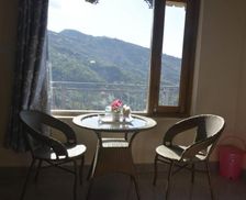 India Uttarakhand Mukteshwar vacation rental compare prices direct by owner 26713371