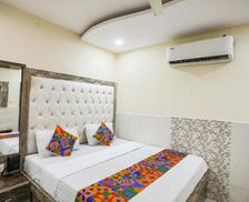 India Uttar Pradesh Kānpur vacation rental compare prices direct by owner 27022138