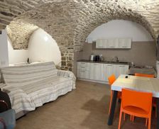 Italy Apulia Pietra Montecorvino vacation rental compare prices direct by owner 26931980