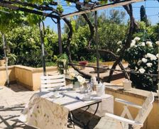France Provence-Alpes-Côte d'Azur Arles vacation rental compare prices direct by owner 26848502