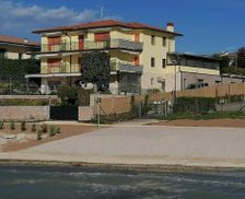 Italy Veneto Lazise vacation rental compare prices direct by owner 27824203