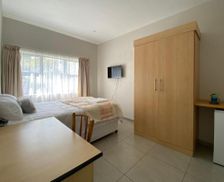 South Africa Gauteng Northriding vacation rental compare prices direct by owner 28962459