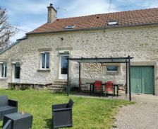 France Burgundy Crux-la-Ville vacation rental compare prices direct by owner 27842341