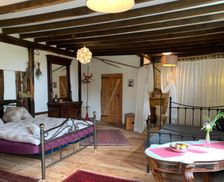 France Nouvelle-Aquitaine Chassiecq vacation rental compare prices direct by owner 28596669