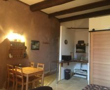 France Languedoc-Roussillon Goudargues vacation rental compare prices direct by owner 26739030