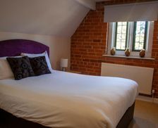 United Kingdom Northamptonshire Northampton vacation rental compare prices direct by owner 12960699