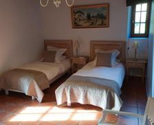 France Provence-Alpes-Côte d'Azur Jouques vacation rental compare prices direct by owner 18373526