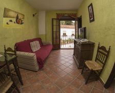 Spain Andalucía Galaroza vacation rental compare prices direct by owner 16313498