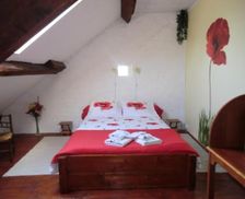 France Auvergne Buxières-sous-Montaigut vacation rental compare prices direct by owner 26708363