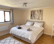 United Kingdom Essex Colchester vacation rental compare prices direct by owner 27359464