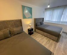 United Kingdom Greater London Woolwich vacation rental compare prices direct by owner 28786999