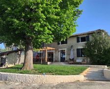 France Nouvelle-Aquitaine Pillac vacation rental compare prices direct by owner 28304440