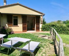 Italy Tuscany Montescudaio vacation rental compare prices direct by owner 27909905