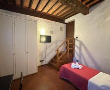 Italy Tuscany Monteroni dʼArbia vacation rental compare prices direct by owner 26901264