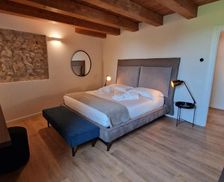Italy Veneto San Pietro in Cariano vacation rental compare prices direct by owner 26790162