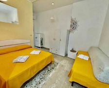 Italy Lazio Minturno vacation rental compare prices direct by owner 26884684