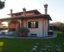 Italy Tuscany Massa vacation rental compare prices direct by owner 29185535