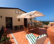 Italy Sicily Caronia Marina vacation rental compare prices direct by owner 29325112