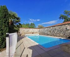 France Aquitaine Saint-Martin-de-Fressengeas vacation rental compare prices direct by owner 26708002