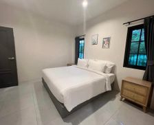Thailand Trat Province Ban Sa Sisiat vacation rental compare prices direct by owner 27008706