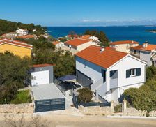 Croatia Ugljan Island Lukoran vacation rental compare prices direct by owner 28082288