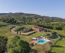 Italy Umbria Piegaro vacation rental compare prices direct by owner 26831390