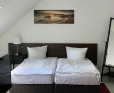 Germany Mecklenburg-Pomerania Zarrentin vacation rental compare prices direct by owner 26789957