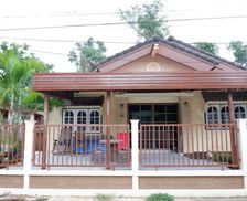 Thailand Sisaket Province Si Sa Ket vacation rental compare prices direct by owner 28366752