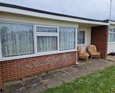 United Kingdom Norfolk Great Yarmouth vacation rental compare prices direct by owner 28152506