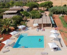 Italy Apulia Castrignano del Capo vacation rental compare prices direct by owner 28971086