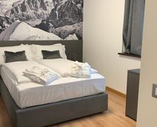 Italy Lombardy Sondrio vacation rental compare prices direct by owner 26870844