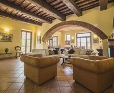 Italy Umbria Piegaro vacation rental compare prices direct by owner 26860852