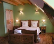 France Auvergne Paulhac vacation rental compare prices direct by owner 18243541