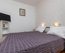 Croatia Split-Dalmatia County Lokva Rogoznica vacation rental compare prices direct by owner 14011931