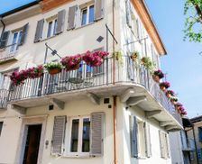 Italy Piedmont Canelli vacation rental compare prices direct by owner 28098397