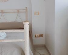 Italy Apulia Locorotondo vacation rental compare prices direct by owner 28533131