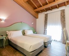 Italy Veneto Montebello Vicentino vacation rental compare prices direct by owner 13971199