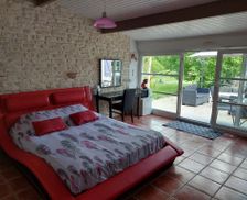 France Aquitaine Saint-Colomb-de-Lauzun vacation rental compare prices direct by owner 26720846