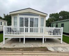 United Kingdom Lincolnshire Ingoldmells vacation rental compare prices direct by owner 28780460