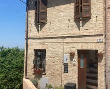 Italy Marche Macerata vacation rental compare prices direct by owner 13811500