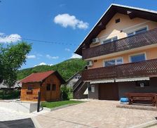 Slovenia Gorenjska Nomenj vacation rental compare prices direct by owner 13516256