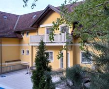 Austria Carinthia Velden am Wörthersee vacation rental compare prices direct by owner 27960774